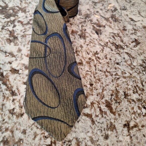 Gianni Versace logo silk tie - Picture 1 of 7